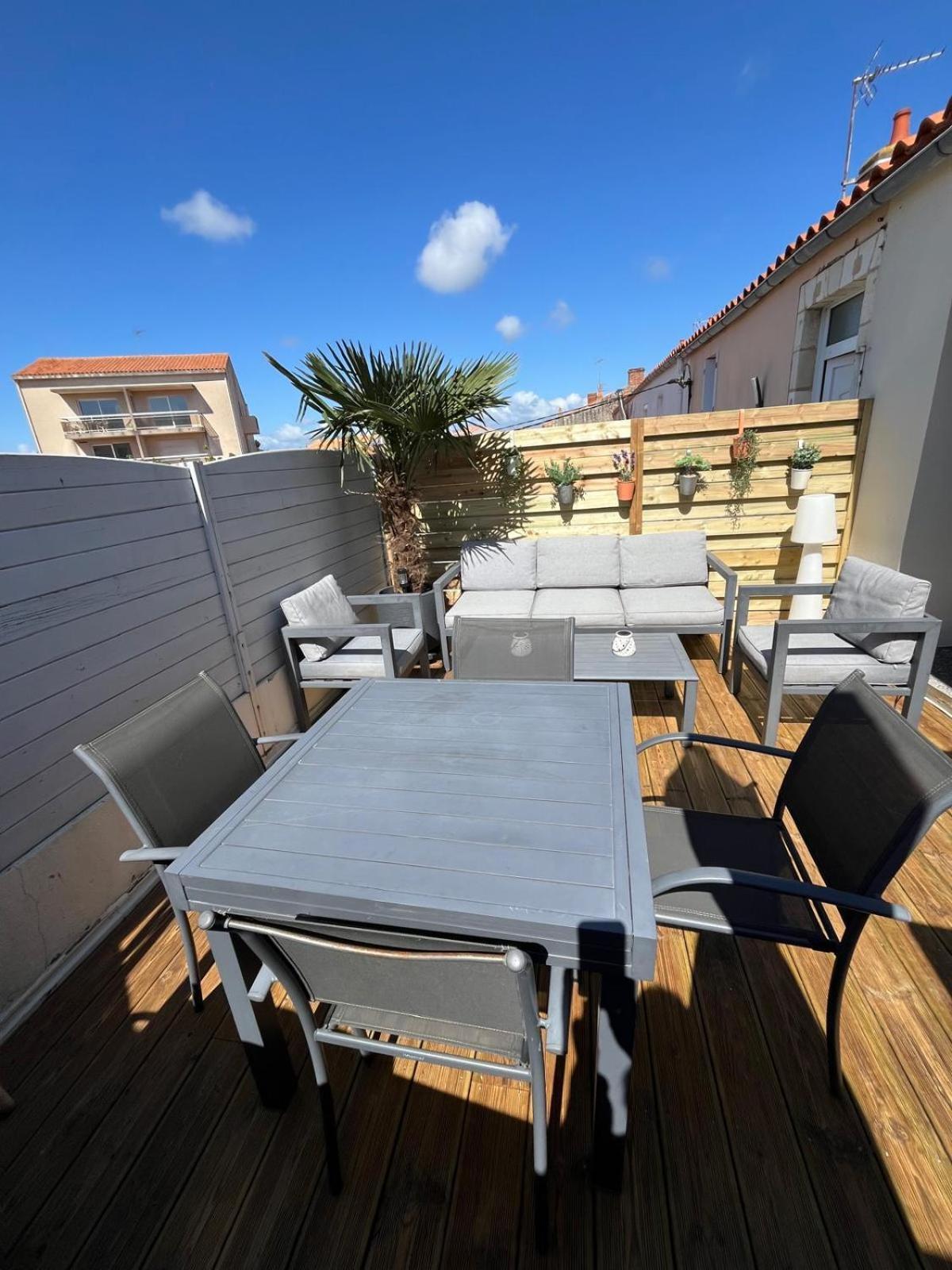 Chaleureux Logement-Centre Ville-Proche Gare-Plage Les Sables-dʼOlonne Kültér fotó